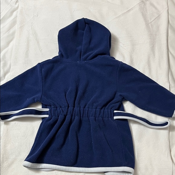 Toronto Maple Leafs Kids Bath Robe - Picture 6 of 7